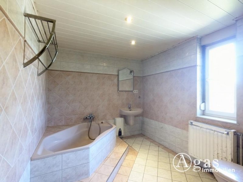 Dahme/Mark Einfamilienhaus mit Nebengebäuden auf großzügigem Grundstück Haus kaufen