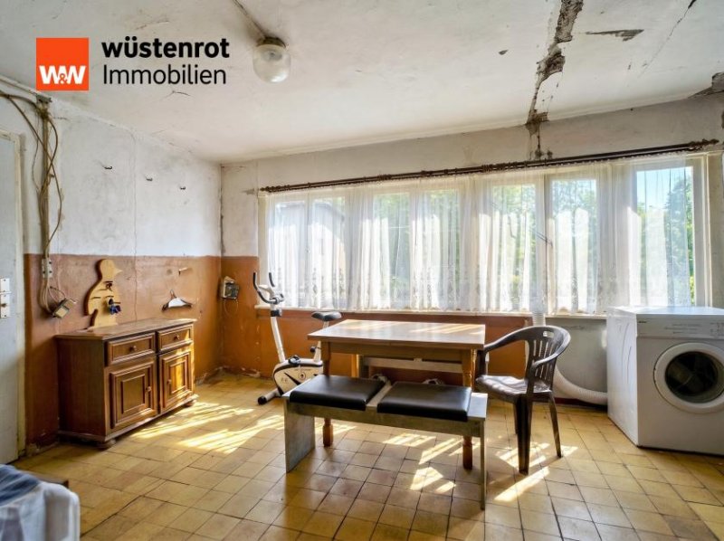 Wriezen Resthof mit Geschichte – Wohnhaus, Scheunen und Stallgebäude auf großzügigem Grundstück Haus kaufen