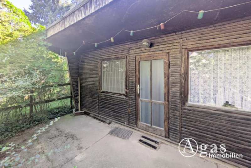 Bernau bei Berlin Bauträgerfreies Grundstück mit Freizeitbungalow und Nebengebäude in Bernau - Endlich zu Hause! Grundstück kaufen