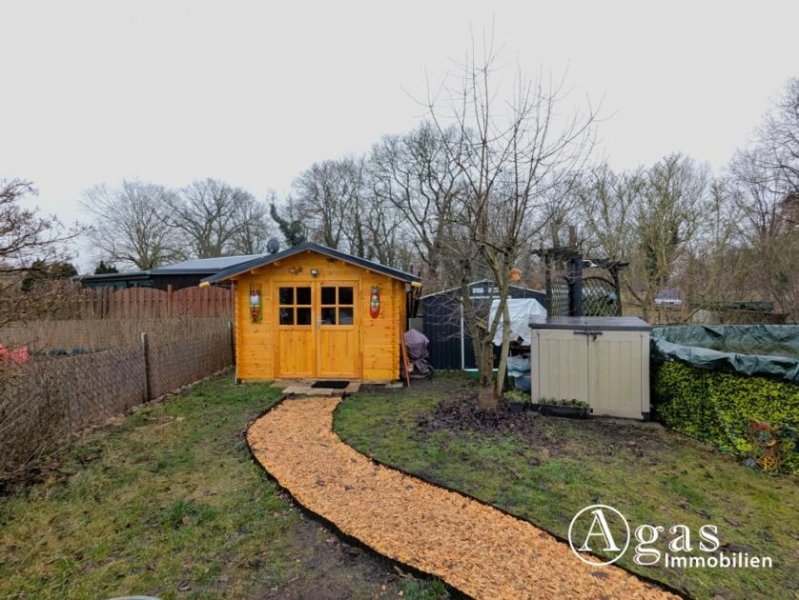 Oranienburg Charmanter Pachtgarten mit Bungalow und Pool in Oranienburg (kein Verein) Haus kaufen