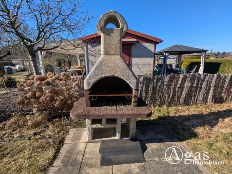 Oranienburg Charmanter Pachtgarten mit Bungalow und Pool in Oranienburg (kein Verein) Haus kaufen