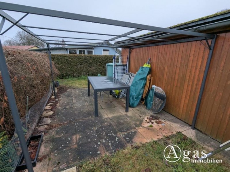 Oranienburg Charmanter Zweitwohnsitz mit Garten und Pool in Oranienburg (Pachtland) Haus kaufen