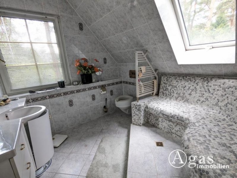 Schildow Gepflegtes Einfamilienhaus mit Sauna und Garage in Schildow Haus kaufen