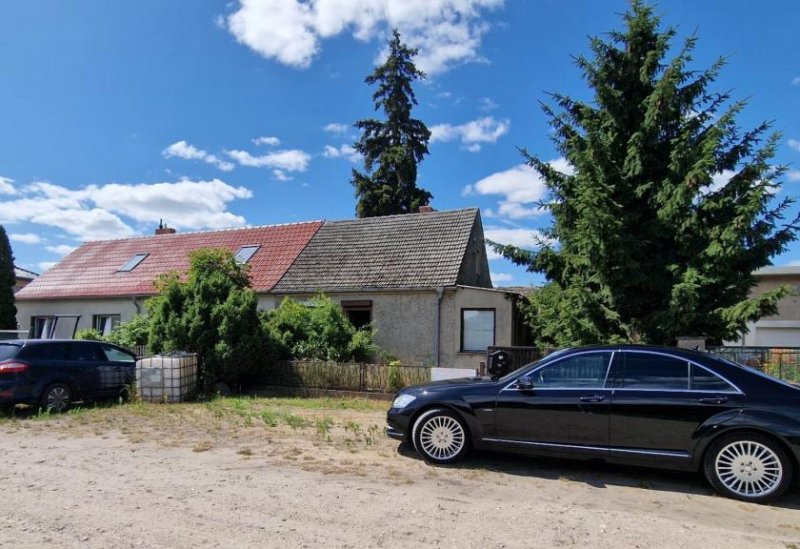 Kremmen Grundstück mit Doppelhaushälfte (Abriss oder Sanierung) Grundstück kaufen