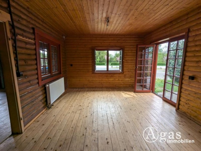 Löwenberger Land Wohnen + Gastronomie: Blockhaus-Ensemble im Löwenberger Land Haus kaufen