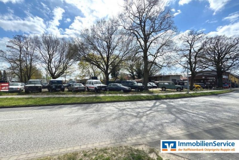 Neuruppin Attraktives Grundstück in der Pole Position! Grundstück kaufen