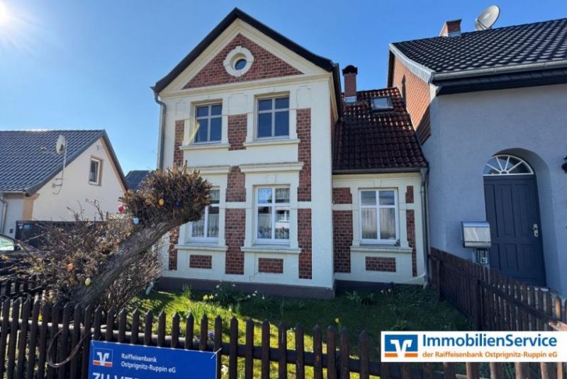Breddin Ein Landhaus wie aus dem Bilderbuch: Komfort genießen, Tradition erleben Haus kaufen