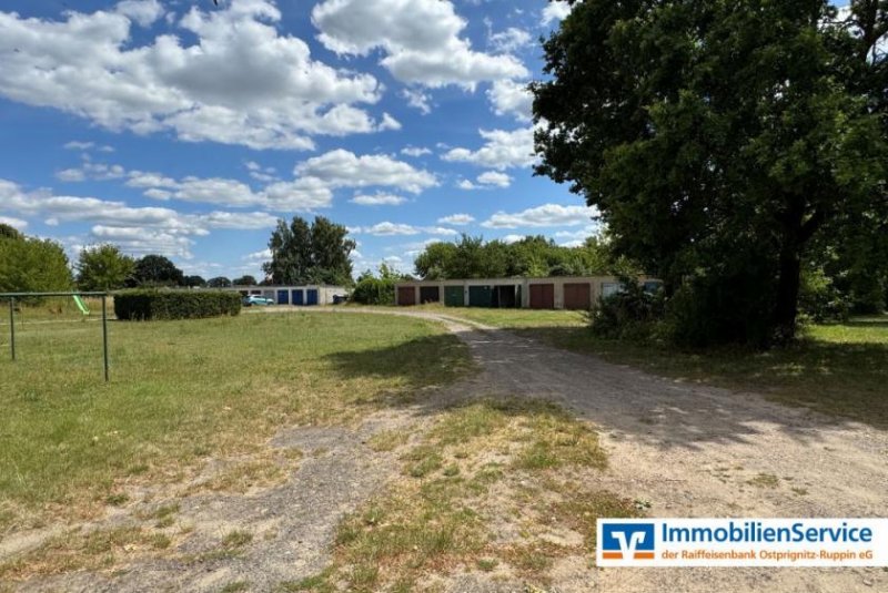 Breddin Gepflegte 4-Zi.-Erdgeschosswohnung mit Gartenblick und zwei Kellerräumen! Wohnung kaufen