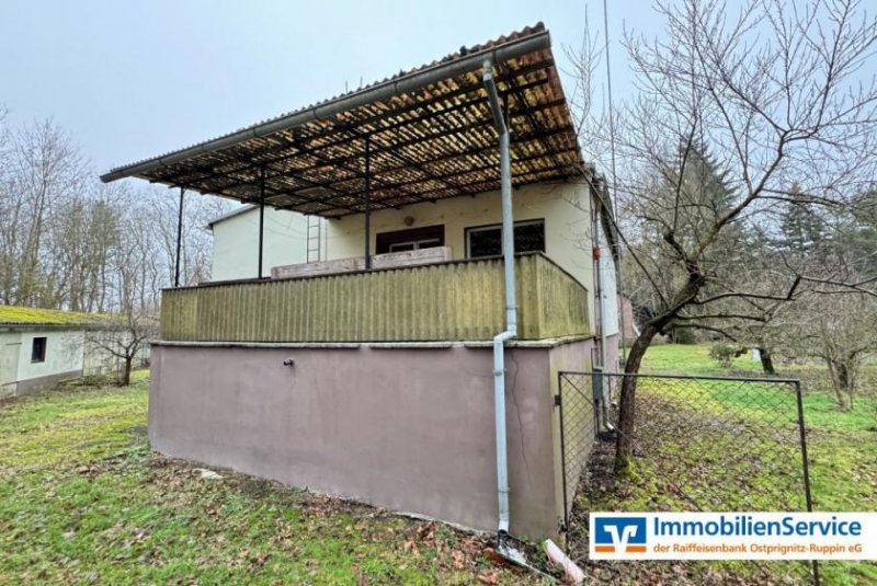 Dreetz (Landkreis Ostprignitz-Ruppin) Naturnahes Wohnen: Großzügiges Anwesen mit viel Platz und Waldanschluss Haus kaufen