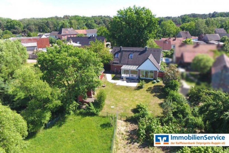 Sieversdorf-Hohenofen Landhaustraum in Perfektion - Wohnen mit Blick auf die eigenen Wiesen Haus kaufen