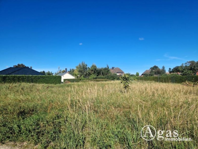 Burg Stargard Bauträgerfreies Grundstück in Teschendorf / Burg Stargard ca.929 m²- Wohnen nach Ihren Vorstellungen Grundstück kaufen