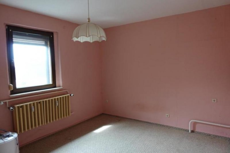 Kletzin (Landkreis Mecklenburgische Seenplatte) ObjNr:B-19519 - Platz für zwei Familien mit viel Nebengelass Haus kaufen