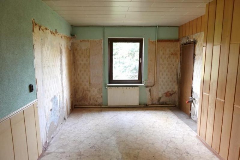 Kletzin (Landkreis Mecklenburgische Seenplatte) ObjNr:B-19519 - Platz für zwei Familien mit viel Nebengelass Haus kaufen