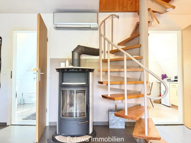 Schwarz (Landkreis Mecklenburgische Seenplatte) Idylle pur: Kleines Ferienhaus am See nahe HH & Berlin an der Mecklenburger Seenplatte Haus kaufen