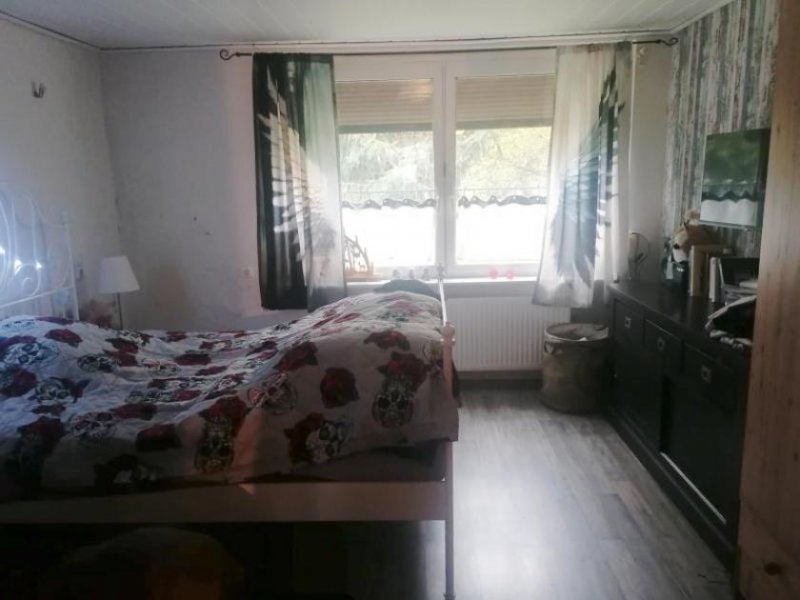 Klein Bünzow ObjNr:B-19670 - Zweifamilienhaus bei Anklam mit viel Grundstück Haus kaufen