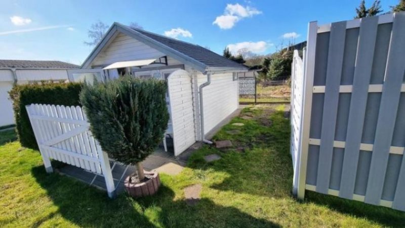 Heringsdorf (Landkreis Vorpommern-Greifswald) - Zwei auf einen Streich im Seebad Ahlbeck-- Haus kaufen