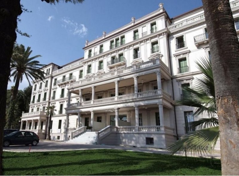 Ospedaletti 2 APPARTAMENTI DI 2 UNITA' IMMOBILIARE NELLA RESIDENZA DI LUSSO Wohnung kaufen