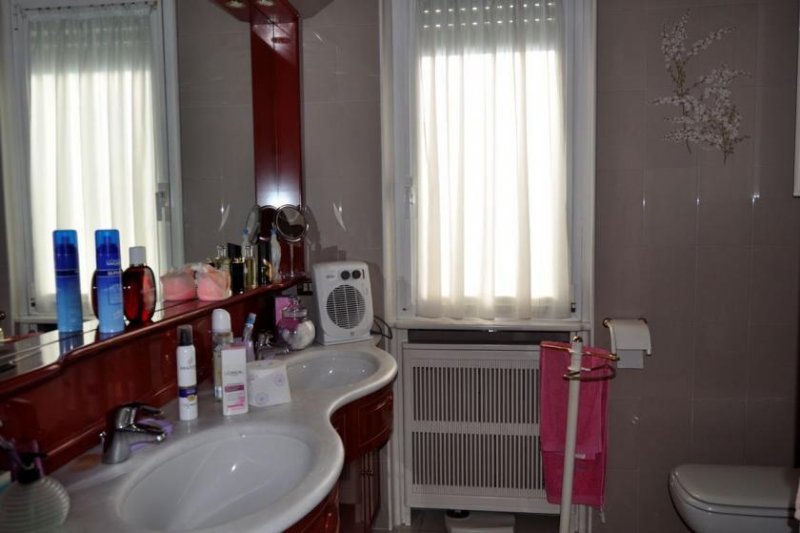 Sanremo Schöne Wohnung am Meer mit Privatstrand Wohnung kaufen