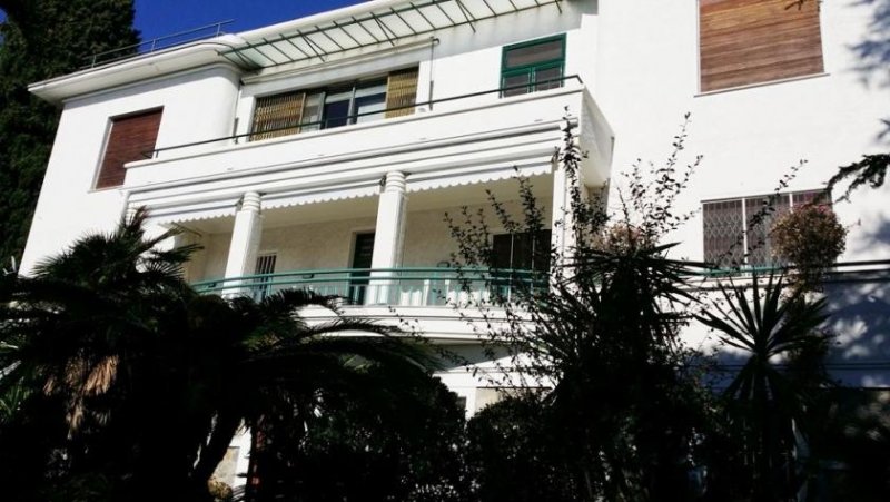 Sanremo Beautiful villa with great potential Haus kaufen