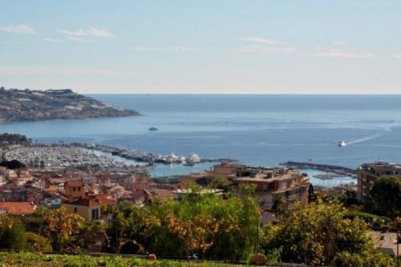 Sanremo Villa of 217 square meters with land 3000m2 Haus kaufen