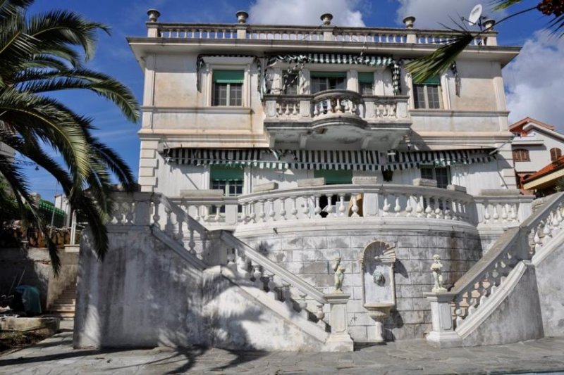 Sanremo wonderful Villa d'Epoca Haus kaufen