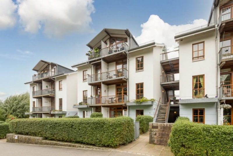 Wittenbeck „Am Grün“: Jung mit Kamin, 2 Balkonen, Keller & Carport, in TOP Lage zwischen Golfplatz & Ostsee !!! Wohnung kaufen