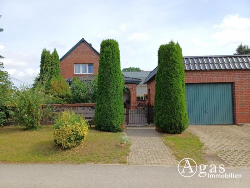 Karstädt (Landkreis Prignitz) Sanierte Doppelhaushälfte mit viel Platz und schönem Garten in Pinnow (Prignitz) Haus kaufen