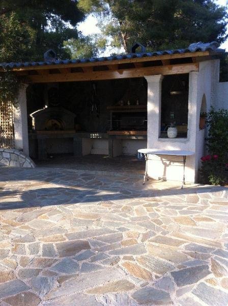 Agios Theodoros Korinth Wunderschöne Luxus Villa 20 Meter vor dem Strand im Ort Agios Theodoros Haus kaufen