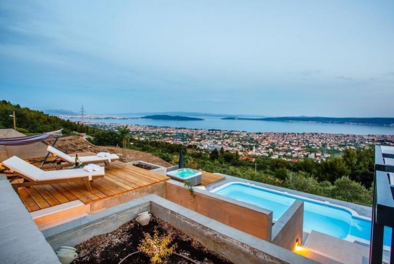 Split Wunderschöne Villa mit Panoramablick auf das Meer in der Nähe von Split Haus kaufen