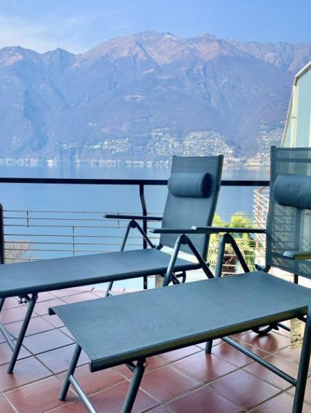 Pino sulla Sponda del Lago Maggiore 2-Zimmerwohnung am Lago Maggiore mit großzügiger Terrasse & Seeblick, ca. 56 m² - Varese (21010) Wohnung kaufen