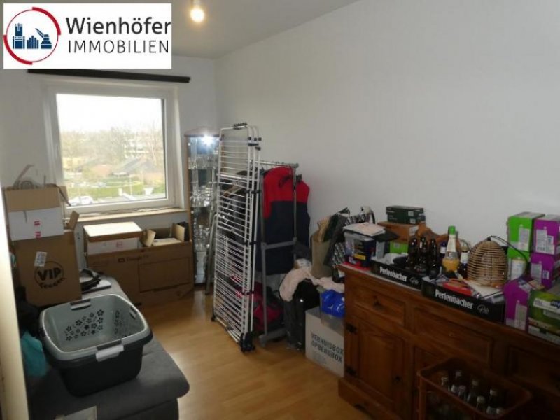 Lüneburg Solide vermietete 3 Zimmerwohnung mit Stellplatz und guter Rendite Wohnung kaufen