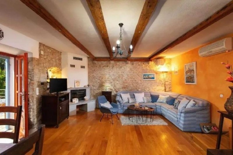 Milna Authentische Steinvilla mit Pool und Olivenhain im Herzen von Milna, Insel Brač Haus kaufen