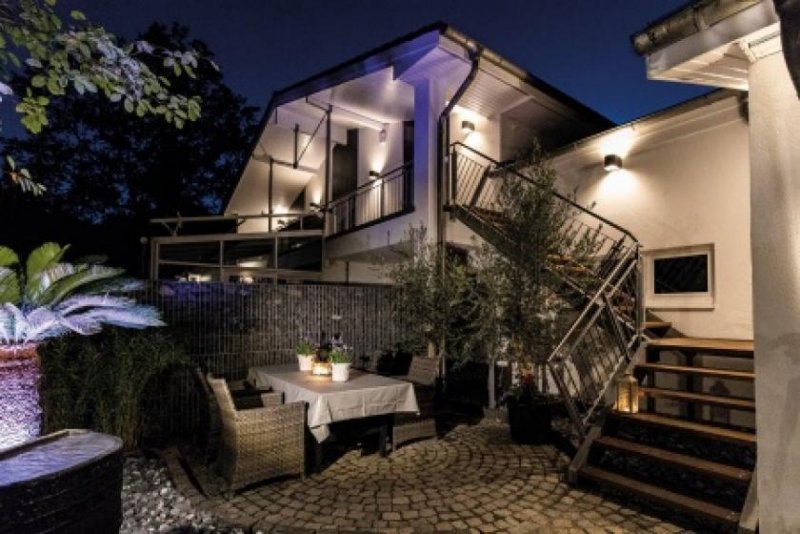 Ahrensburg Nur noch 3 von 8 Wohnungen frei - Exklusive Eigentumswohnungen
in Toplage / Whg 6 reserviert Wohnung kaufen