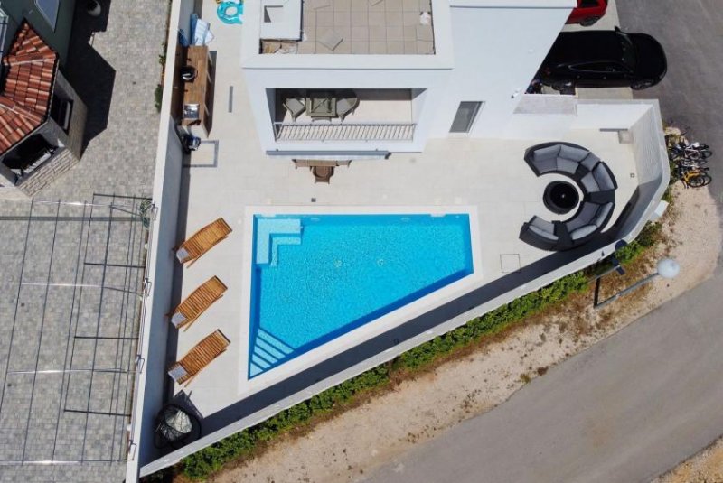 Zadar Doppelhaushälfte Villa in Meeresnähe bei Zadar Haus kaufen