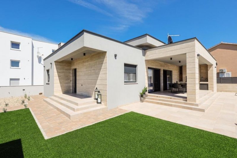 Nindorf Moderne Villa in der Nähe von Zadar Haus kaufen