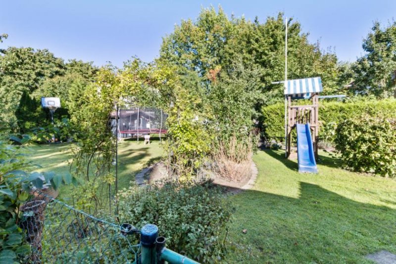 Lübeck Gepflegtes Mehrfamilienhaus in Lübeck-Marli/Brandenbaum Haus kaufen