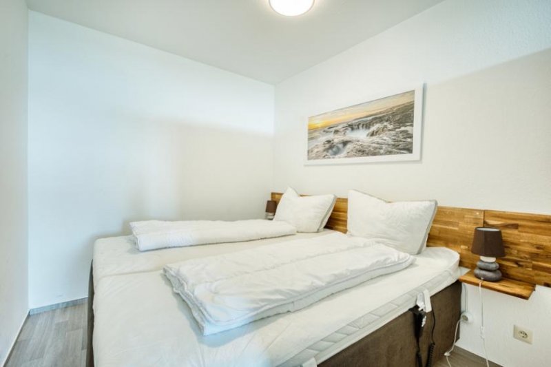 Großenbrode Aufwendig & geschmackvoll modernisiert im Ostseebad, direkt an der Promenade - inkl. Wasserblick !!! Wohnung kaufen