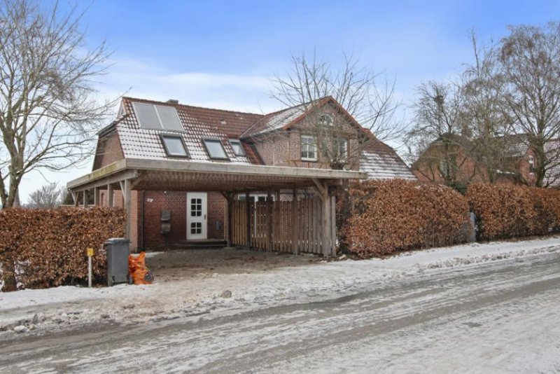 Düchelsdorf Charmantes Zweifamilien-Anwesen mit historischem Charme und vielseitigen Nutzungsmöglichkeiten! KÄUFERCOURTAGEFREI! Haus