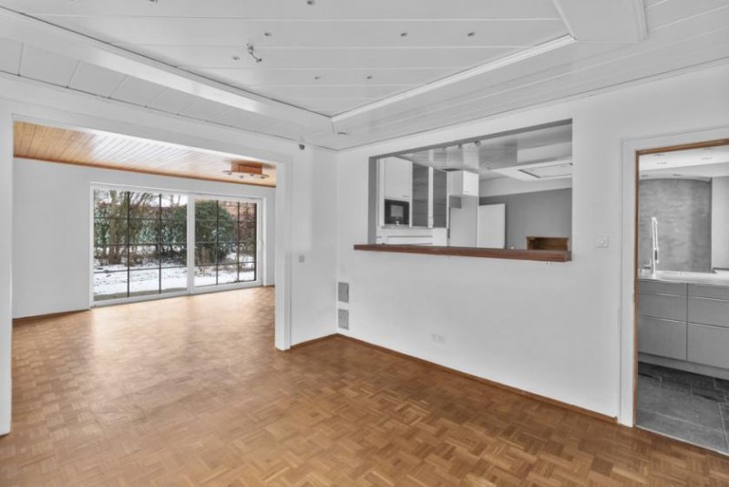 Düchelsdorf Charmantes Zweifamilien-Anwesen mit historischem Charme und vielseitigen Nutzungsmöglichkeiten! KÄUFERCOURTAGEFREI! Haus