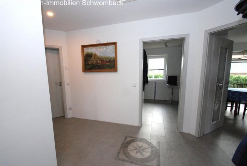 Hohn Bungalow u. Resthof, auf einem schönen Grundstück in Dorfrandlage! Gewerbe kaufen