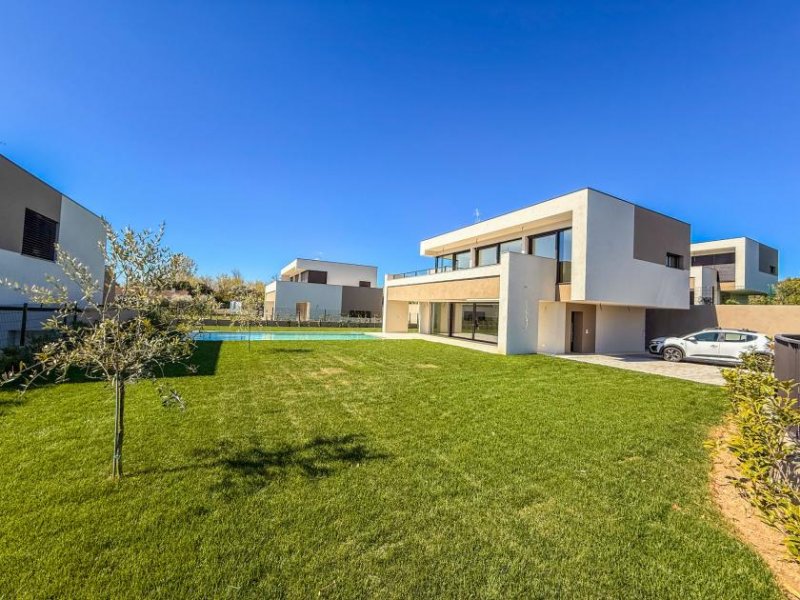 Moniga del Garda Villa Acacia: Wunderschöne und neue Villa am Gardasee zu verkaufen Haus kaufen