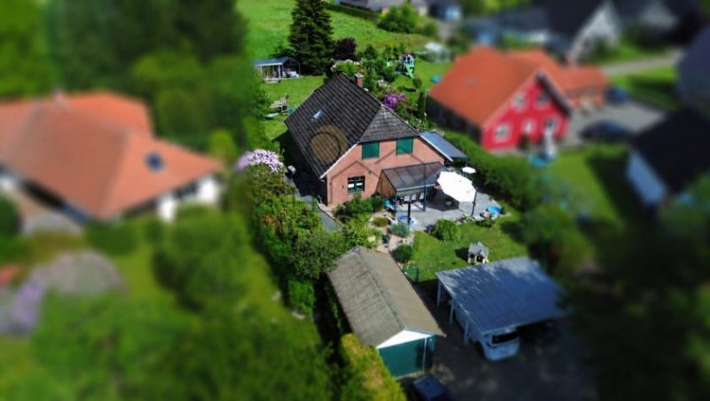 Bokholt-Hanredder Energiesparend, kernsaniert, luxuriös m. ganz ganz viel Platz im Grünen Haus kaufen