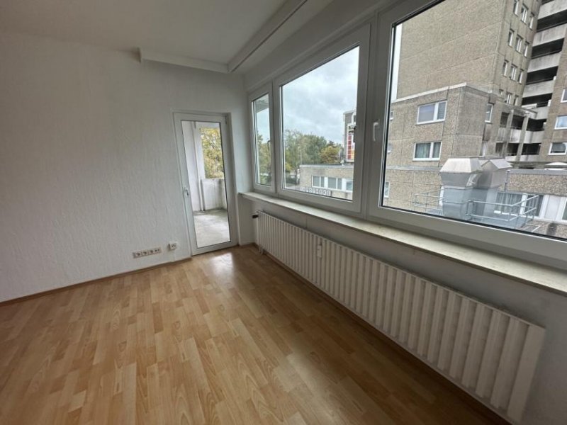Pinneberg 3-Zimmer-Eigentumswohnung von Privat, PROVISIONSFREI, zentrale Lage Wohnung kaufen