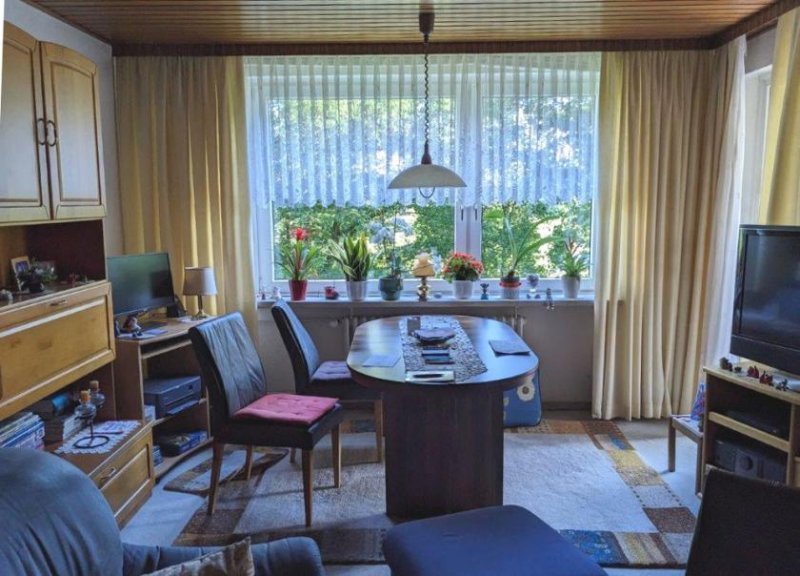 Pinneberg Pinneberg-Waldenau 2 Zi. Wohnung vermietet als Kapitalanlage zu verkaufen Wohnung kaufen