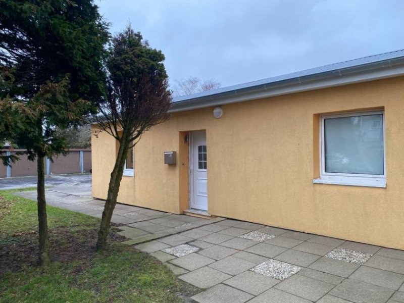 Brunsbüttel Gepflegte, vermietete 2-Zimmer-Eigentumswohnung in Ortsrandlage in Brunsbüttel! Wohnung kaufen