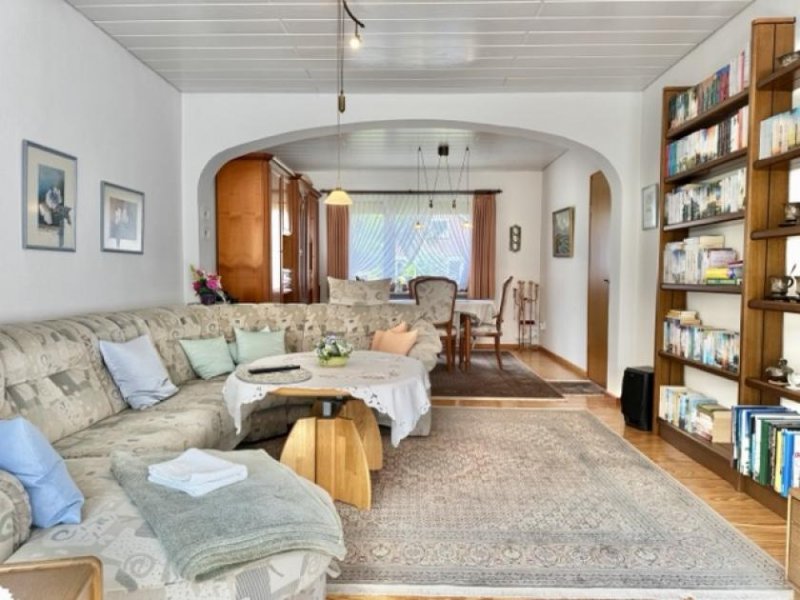 Meldorf Ihr neues Zuhause: Einfamilienhaus mit Wintergarten in ruhiger Lage von Meldorf Haus kaufen