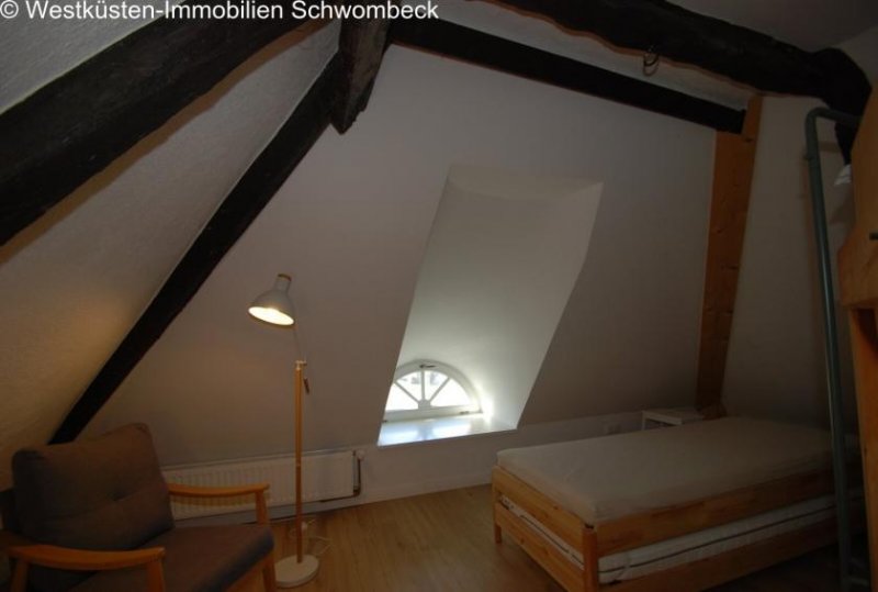 Nordermeldorf Charmante Reetkate in Nordseenähe - in fast Alleinlage! Haus kaufen