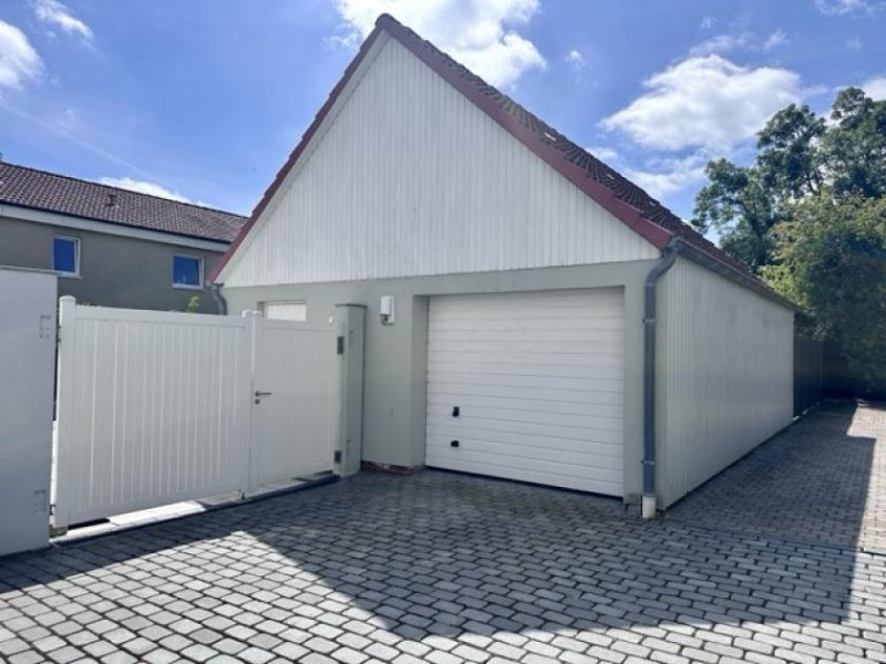 Heide Atemberaubendes Altbaujuwel in Heide – Ihre stilvolle Villa mit besonderem Flair Haus kaufen