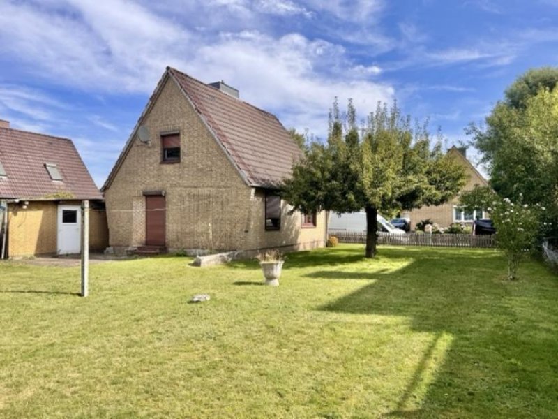 Heide Gepflegtes Einfamilienhaus in ruhiger Sackgassenlage in Heide – Ihr neues Zuhause in Dithmarschen Haus kaufen