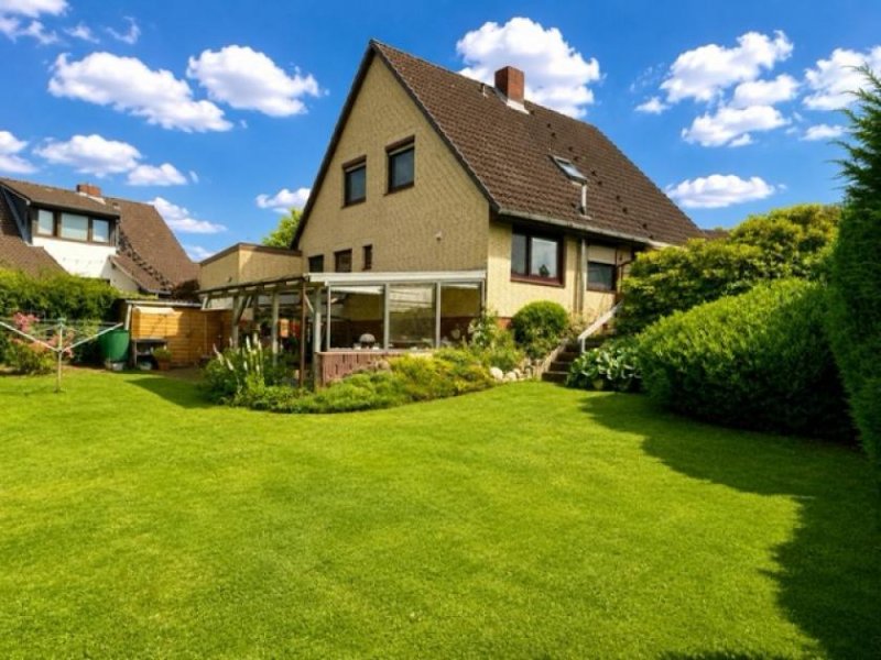 Heide Viel Platz zum Wohlfühlen – Einfamilienhaus mit Garten und zwei Terrassen in Heide-Süderholm Haus kaufen